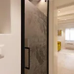 Glass House Velence
